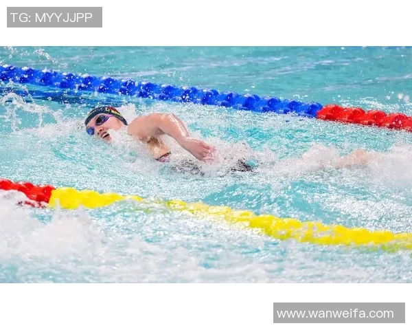 自由泳健身训练技巧与方法全面解析助你提升体能与游泳水平 自由泳健身训练技巧与方法全面解析助你提升体能与游泳水平